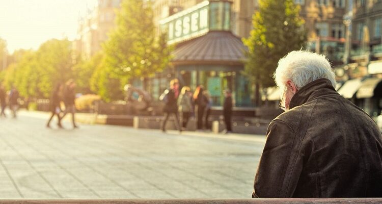 Combat Loneliness In Elder Care